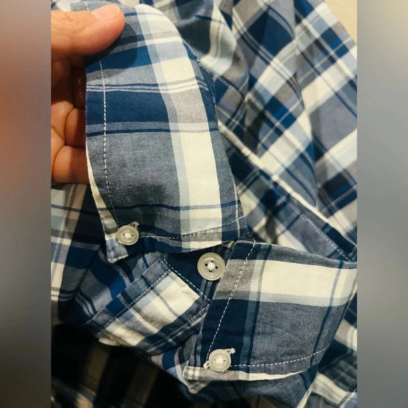 J.Crew men’s Flex Washed Classic Fit Button Up Dress Shirt size L - Picture 5 of 9